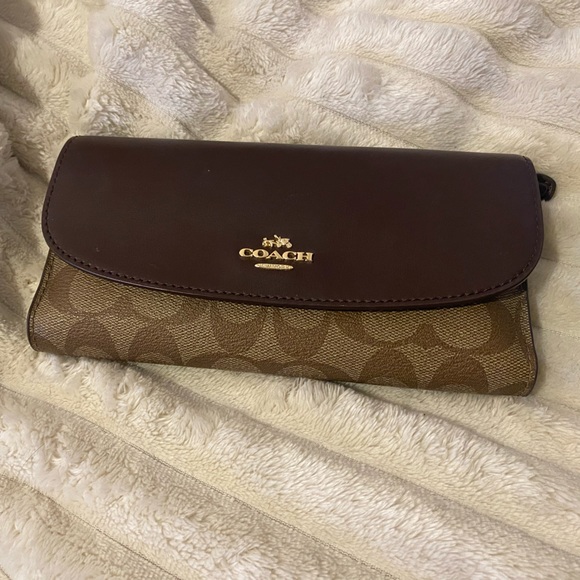 Coach Handbags - Coach Wallet